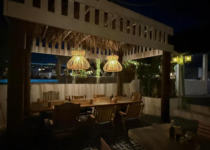 Cheap hotel: Banan Beach