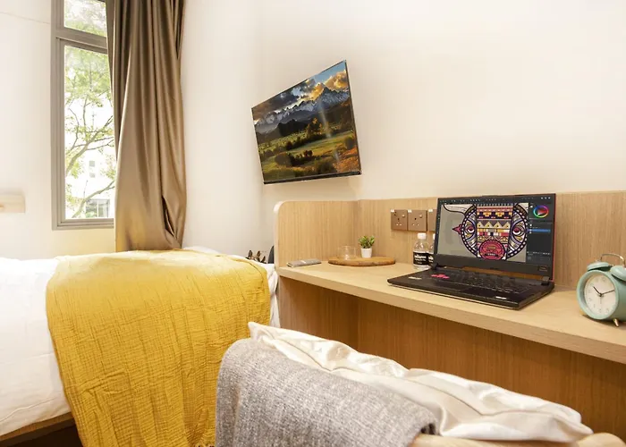 Hot Tub in Room Coliwoo Orchard - Coliving