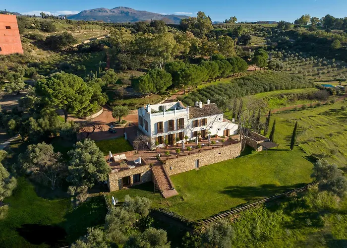 Cortijo La Almazara