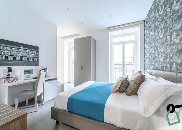 Hotiday Room Collection - Napoli Sant'Arcangelo