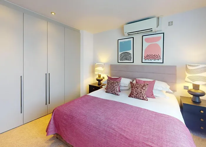 Hotels With Four Stars Cheval Harrington Court At South Kensington