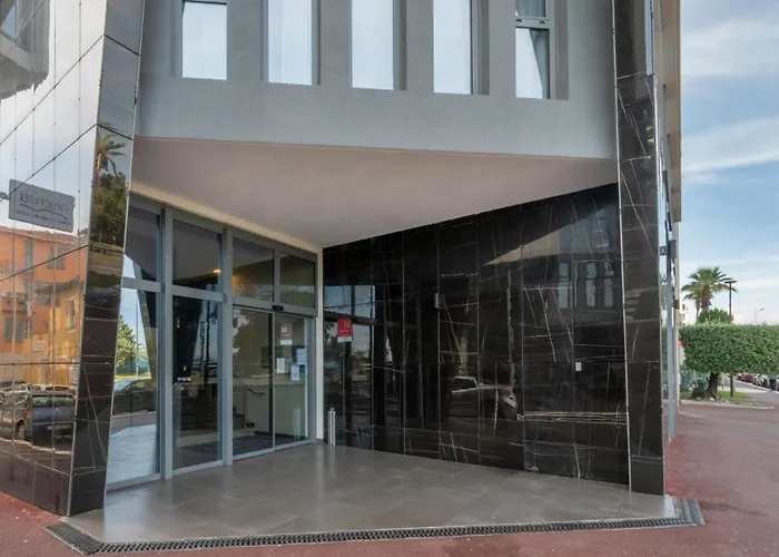 Hotel met uitzicht: Nemea Appart Hotel Nice Arenas Aeroport