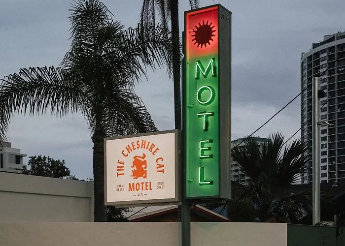 Motel: The Cheshire Cat Boutique Motel