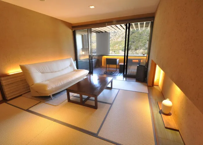 Hotel Aura Tachibana à Hakone