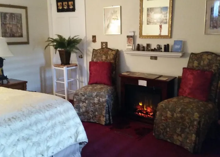 Cheap hotel: Water View Mini Suite