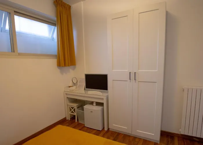 Comola90 Guest House