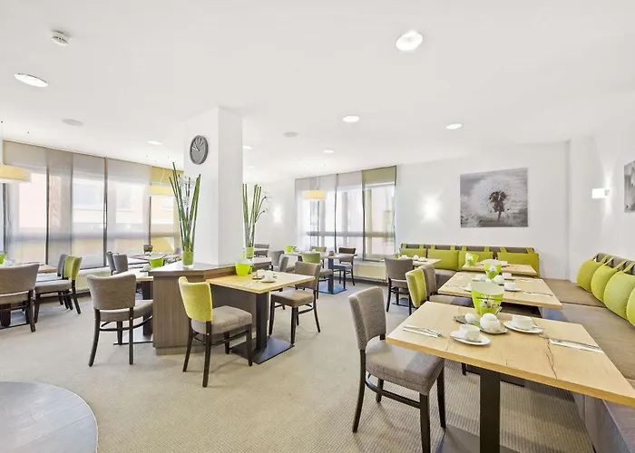 Cheap hotel: Best Western Hotel Favorit
