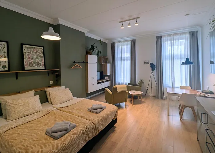 B&B Txl