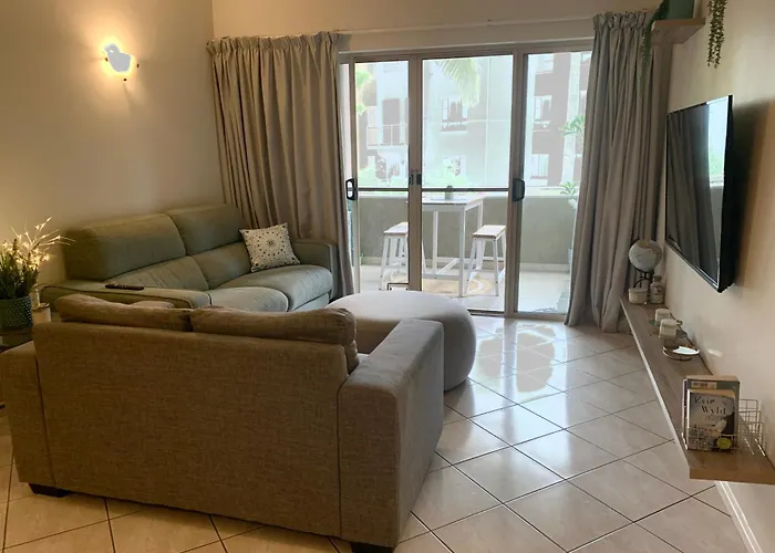 Central hotel: The Lakes Resort Cairns