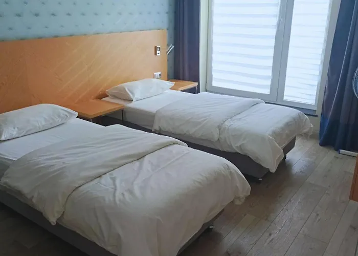 Hotel Marina Club Old Town View