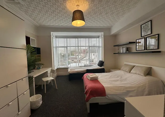 Airport Hotel: Abbeyfield Guesthouse