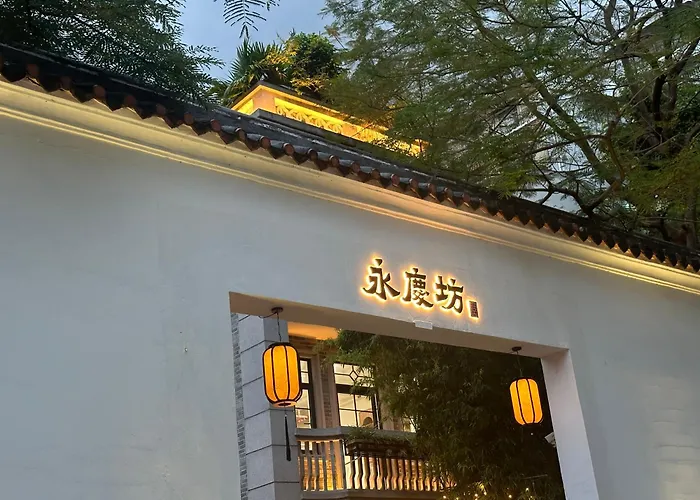 Stargazing Platform Inn--Guangzhou Yongqingfang Branch