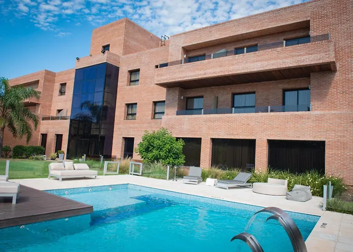 Hotel de 4 estrellas: Neper Hotel