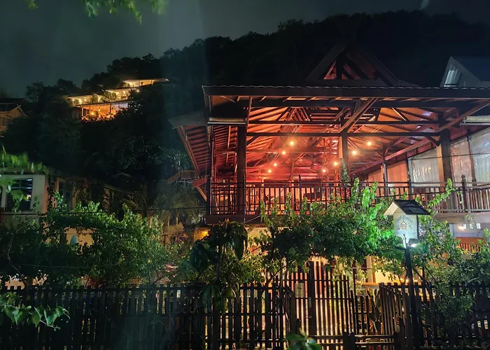 Cool Breeze Authentic Hotel Labuan Bajo Komodo