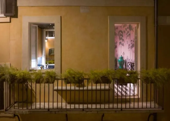 Apartahotel: Casa Morgana - The Pantheon Balcony Suite