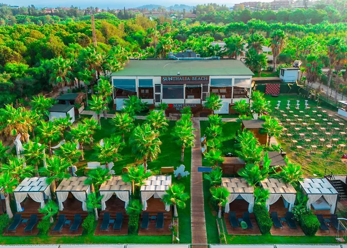 Skivakantie: Sunthalia Hotels & Resorts Ultra All Inclusive Adults Only Party Hotel