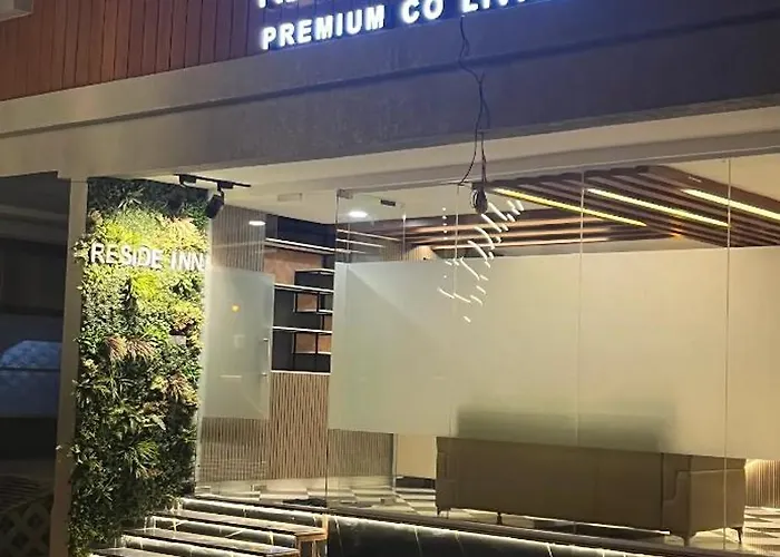 Pet Friendly hotel: Reside Inn