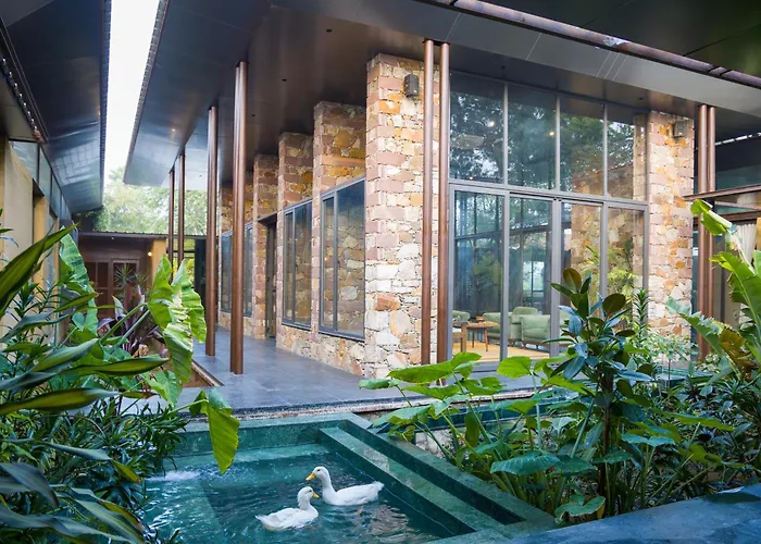 Elivaas Hari Bagh 4 Bhk Villa With Gaming Zone & Art Nook