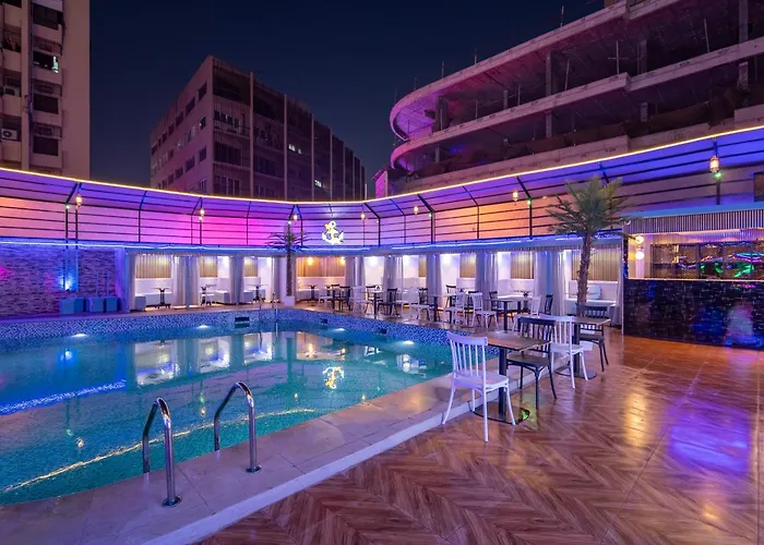 Cheap hotels Grand Ambassador
