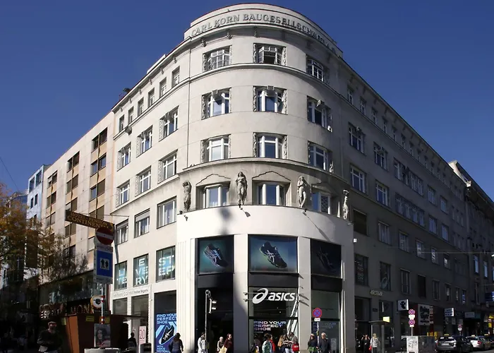 Hotel de 4 estrellas: Continental Hotel-Pension