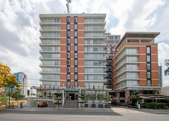 Hotel Velvet Plaza
