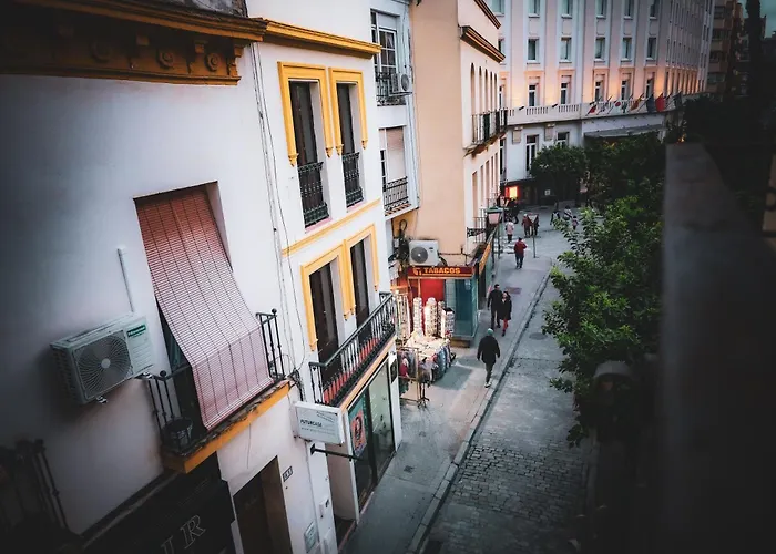 Hotel cerca del colegio: Apartamentos San Roque