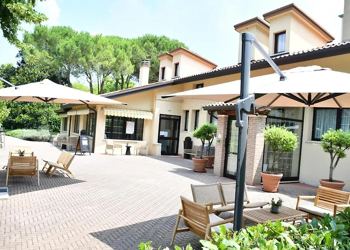 Golf Hotel: GREEN GARDEN Resort - Smart Hotel