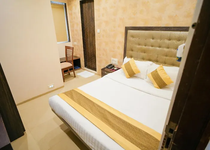 Hotel Skylink Hospitality Mahalaxmi