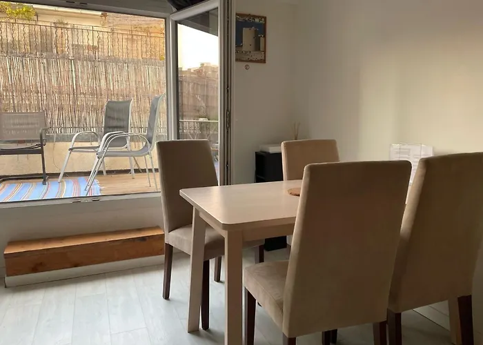 Avec Terrasse