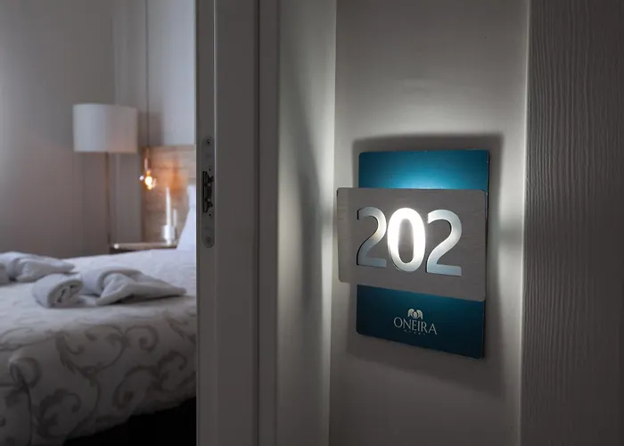 Hotel con vista: Oneira Rooms