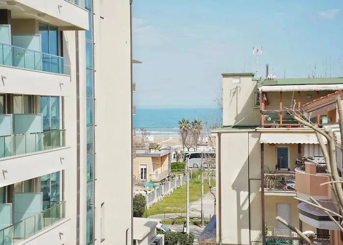 Hotel nahe College: Hotel Malibu