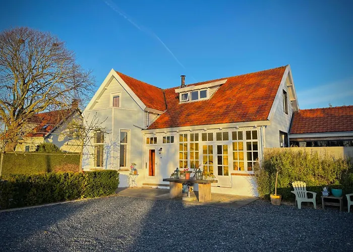 Vakantieverhuur: George'S Lodges Renesse