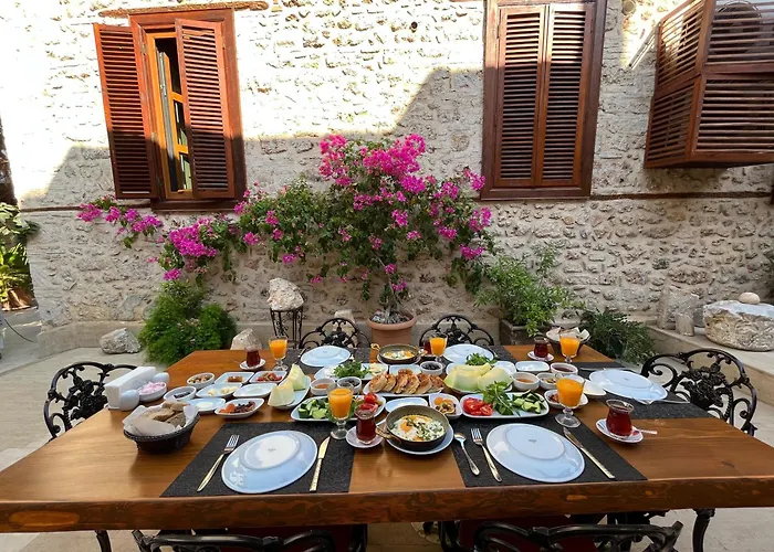 3-Sterne-Hotel: White Garden Hotel-Adult Only