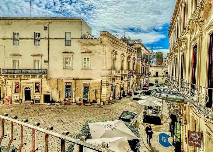  Santacroce Luxury