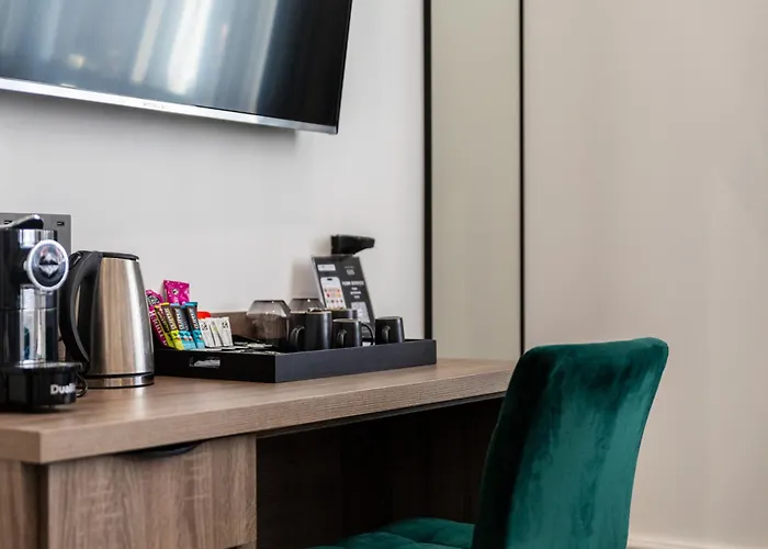 The Chapter Hotels - J Hyde Park