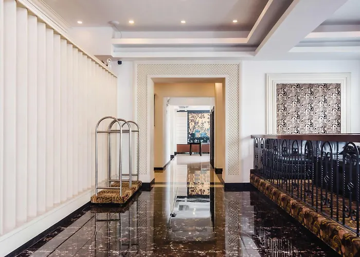 Hôtel 4 étoiles: Nobility Grand Hotel