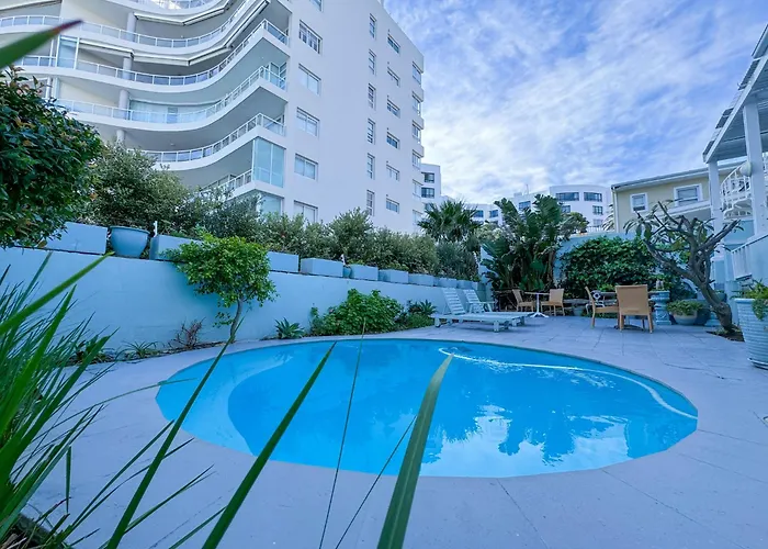 Bed and Breakfast Amoris In Sea Point
