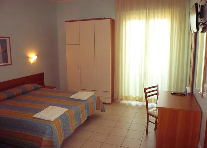 Albergo economico: Hotel Iones