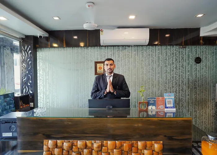 Hotel Sheldon International Near Science City Calcutta