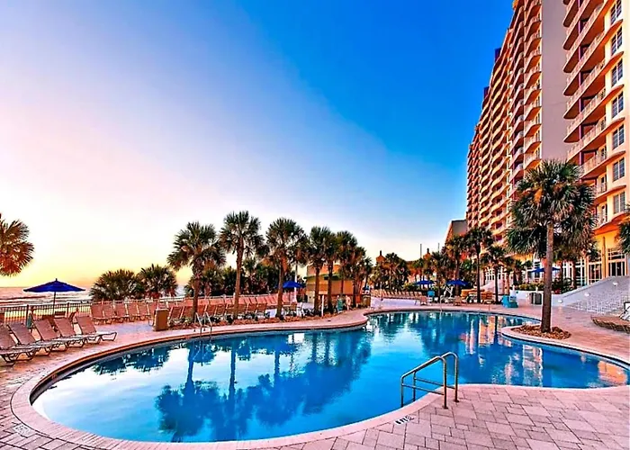 Wyndham Ocean Walk: Deluxe Oceanview Jacuzzi Condo in Daytona