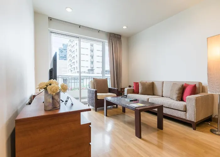 Spa Hotels Resorts Bangkok Patio Bts Sanam Pao