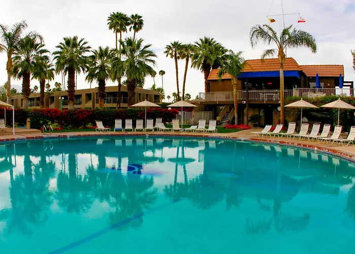 Hotel with Tennis: Shadow Mountain Resort