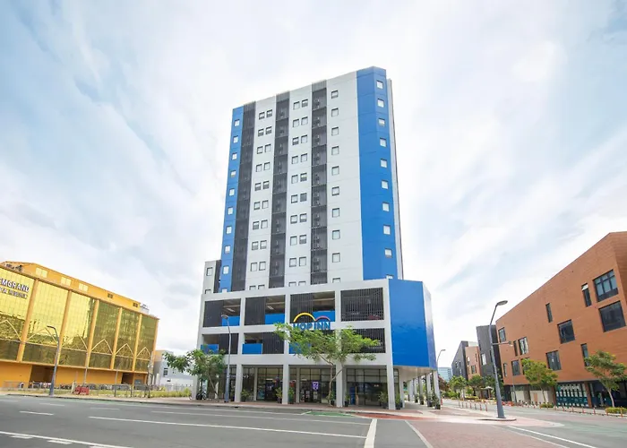 Hop Inn Aseana City Manila
