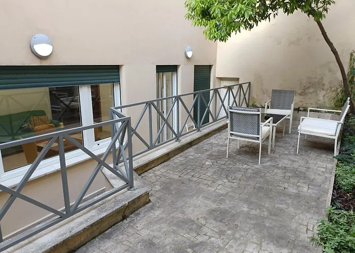 City Break Nomentana