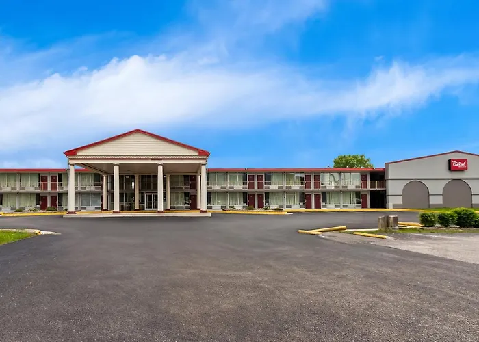 Motel: Red Roof Inn & Suites Cave City