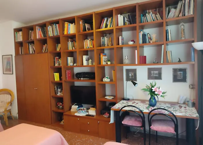 Hotel all'aeroporto: Cosmopolitan B&B