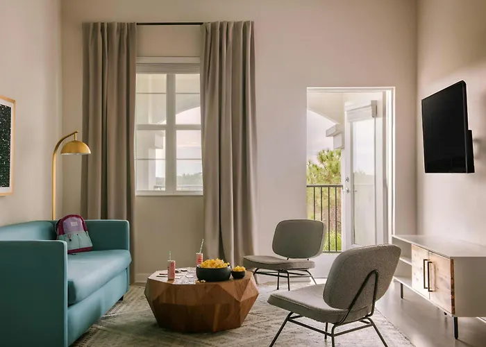 Sonder By Marriott Bonvoy Vista Cay Apartments