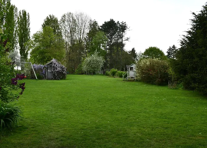 Location de vacances: Au four et au jardin