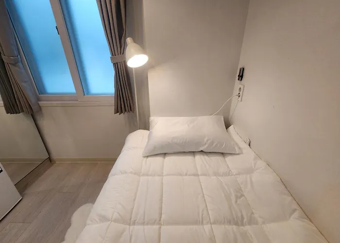 Snu Stay Hostel