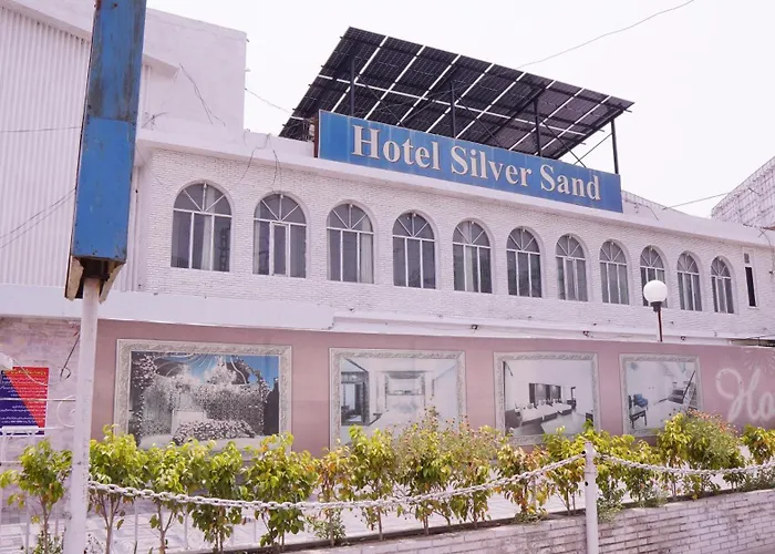 Hotel Silver Sand Multan